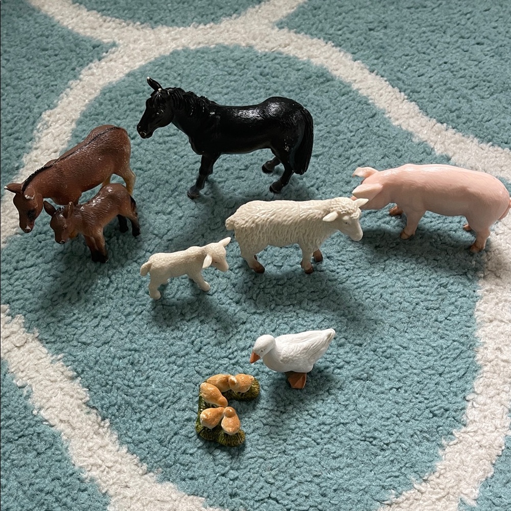 Farm Animal Toy Set - Horse, Pig, Sheep, Goat, Duck